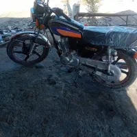 موتور سیکلت 200|موتورسیکلت|رودخانه, |دیوار