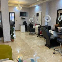 سالن زیبایی|خدمات آرایشگری و زیبایی|رشت, رشتیان|دیوار