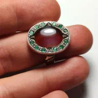 عقیق کرزی یمنی زمرد