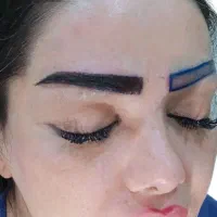 مدل برای کاشت ابرو نیازمندیم