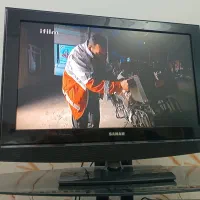 میز و تلویزیون صنام ۳۲ اینچ