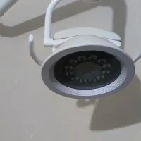 چراغ مخصوص درمانگاهها ، کلینیک ، مطب و ناخن کارها