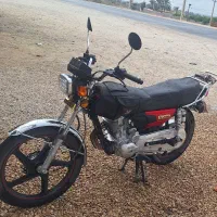 موتورسیکلت ۲۰۰ پرواز