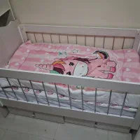 تخت و کمد کودک
