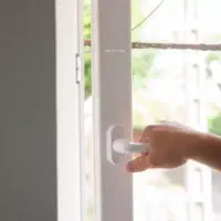 یراق‌آلات پنجره دوجداره upvc|خدمات پیشه و مهارت|صدرا-فارس, فاز ۱|دیوار