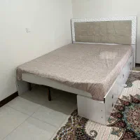 تخت دو نفره