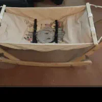 ننو نی نی|تخت و سرویس خواب|ری, جوانمرد قصاب|دیوار