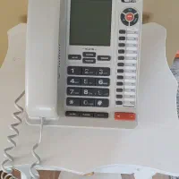 تلفن و میز تلفن