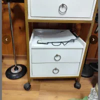 صندلی ،اینه،صندلی مکاپ،میز ناخن|آرایشگاه و سالن‌های زیبایی|رشت, لاکانی|دیوار