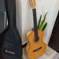 گیتار یاماها