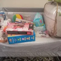 تخت کنار مادر zooYe