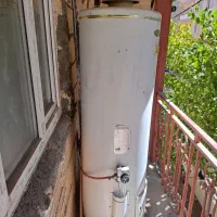 آبگرمکن ایستاده