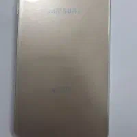 گوشی موبایل a5عالی گوشی سالمه داخل عکس نور افتاده