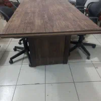 میز کنفرانس