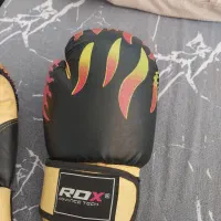 دستکش بوکس|تجهیزات ورزشی|پرند, فاز ۴|دیوار