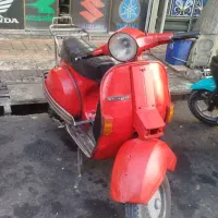 وسپا ایتالیایی معاوضه با پی اس فور
