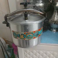 زوپز 9  لیتری استفاده نشده تو انبار بودهدستش شکسته