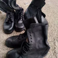 پوتین نظامی|کیف، کفش، کمربند|شاهین دژ, |دیوار