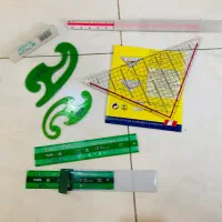 خط کش اشل و شابلون و گونیا و پیستوله معماری فابل