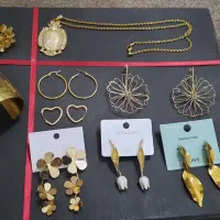 تعدادی بدلیجات رنگ ثابت نو و درحد نو