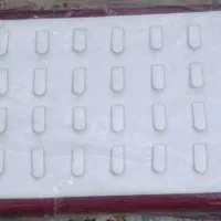 مانکن واستند بدلیجات