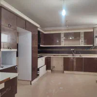 خونه دو طبقه ک طبقه بالا اجاره داده میشود