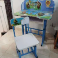 میز تحریر و لبتاپ کامپیوتر جنس آهنی چوبی خیلی محکم