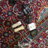 پنج عدد شارژر دو شارژر ماشین و یک هنسفری