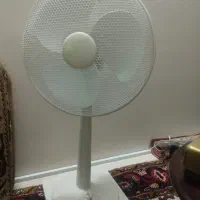 پنکه ایستاده
