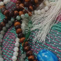 تسبیح با قدمت بالا از مرجان و بسر سرخ (خون)