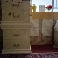 دو عدد پا تختی