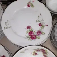 چینی گلسرخی قدیمی