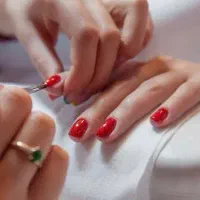 آموزش درماپیلینیگ و کاشت ناخن