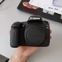 Canon 80d بسیار تمیز و کم کار
