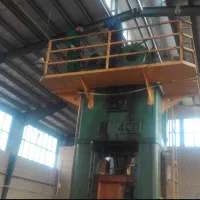 پرس ۴۰۰ تن روسی|ماشین‌آلات صنعتی|تهران, فرحزاد|دیوار