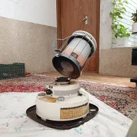 چراغ نفتی قدیمی ژاپنی|کلکسیون اشیاء عتیقه|شهرضا, |دیوار