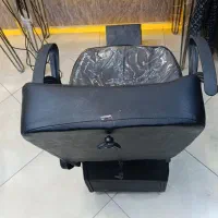 صندلی ارایشگاه|آرایشگاه و سالن‌های زیبایی|فولادشهر, B4|دیوار