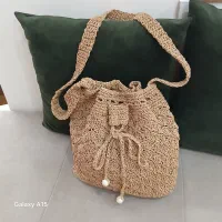 یک عدد کیف بانخ رافیا بافته شده زیبا وجادارونو|کیف، کفش، کمربند|کرج, شهرک یاس جنوبی|دیوار