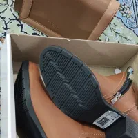 نیم بوت سایز ۴۰وکیف هردورنگ عسلی مارک چرم کروکو|کیف، کفش، کمربند|کرج, حاجی آباد|دیوار