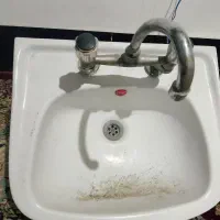 شیر آلات و سنگ روشویی وسنگ توالت|لوازم سرویس بهداشتی|زاهدان, |دیوار