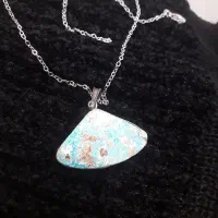 مدال وزنجیر فیروزه نیشابور