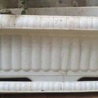 گلدان پلاستیکی به طول ۷۶ سانت