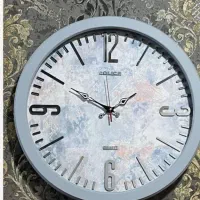 ساعت دیواری نو همراه با کارتن