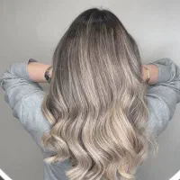 رنگ و لایت و کراتین|خدمات آرایشگری و زیبایی|اردبیل, |دیوار