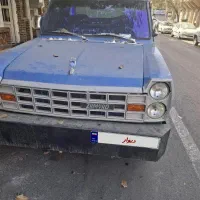 نیسان یدک کش