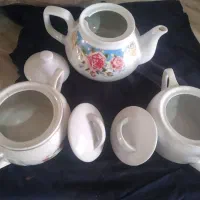 قوری و قندان چینی|قوری، کتری، قهوه‌ساز دستی|هشتگرد, شهرک ولیعصر (مصلی)|دیوار