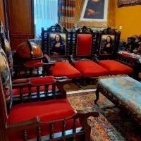 مبل کنسول چوبی و آنتیک قاجاری...با قدمت ۵۵ سال