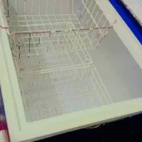 فریزر تک درب