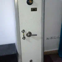 گاوصندوق اسلحه