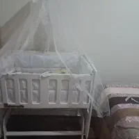 تخت گهواره ای کاملا سالم در حد نو